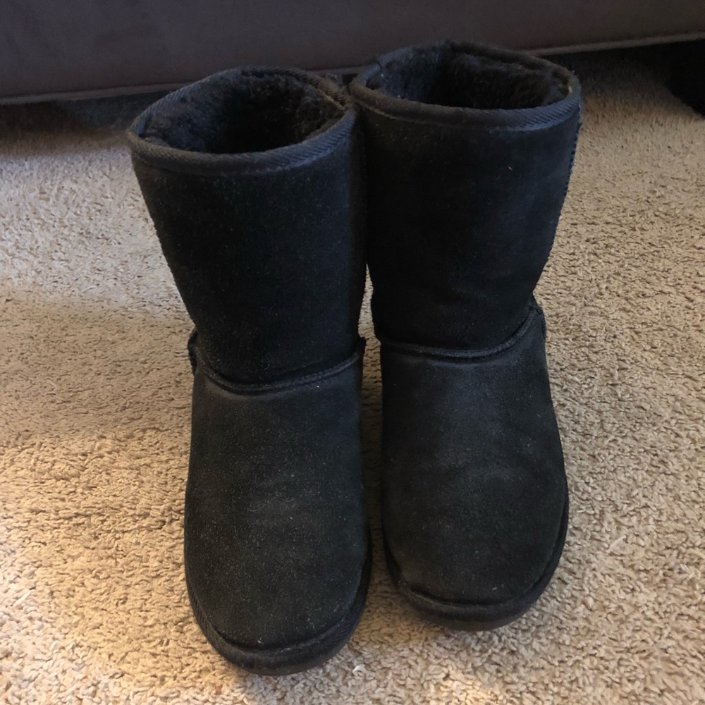 Black Tamarac boots